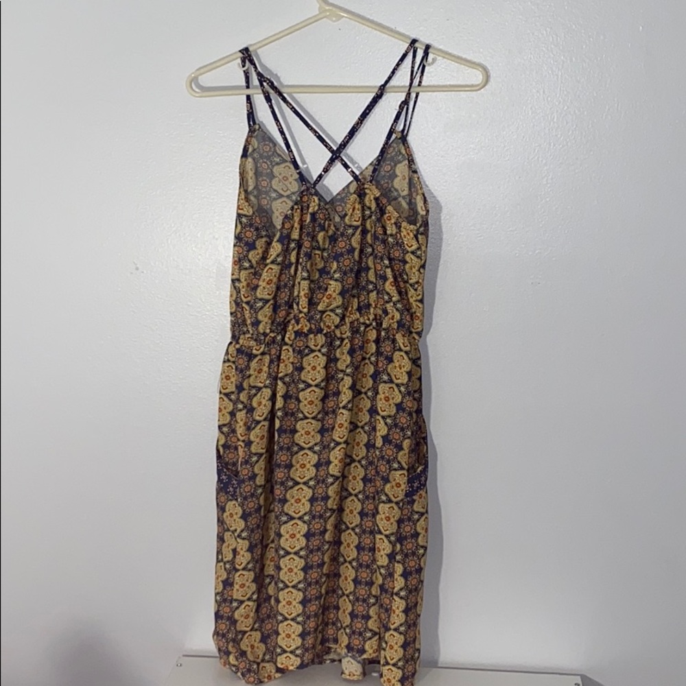 Patterned Dress - Picture 2 of 3